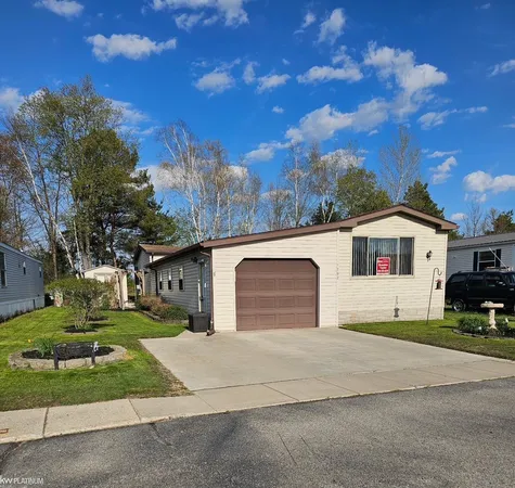 $74,900 | 1792 Meadowlark Lane, Smiths Creek, MI 48074
