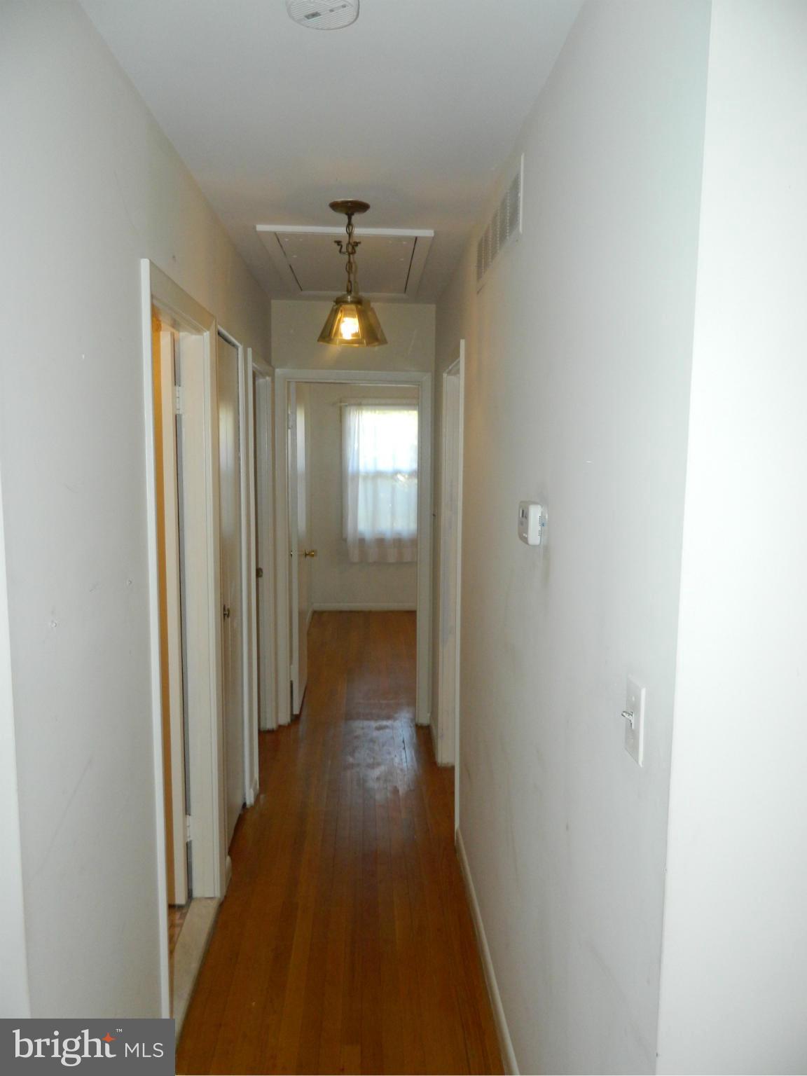 1312 Rolling Rd. Catonsville, MD 21228 - Photo 17 of 30 Interior (General)