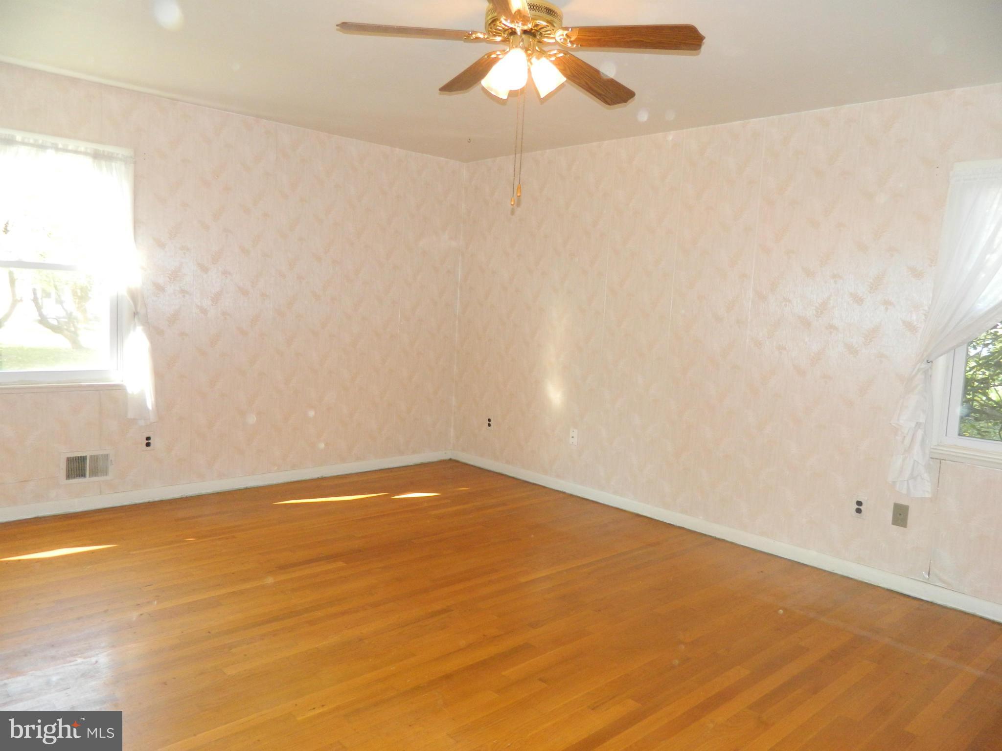 1312 Rolling Rd. Catonsville, MD 21228 - Photo 19 of 30 Bedroom (Master)
