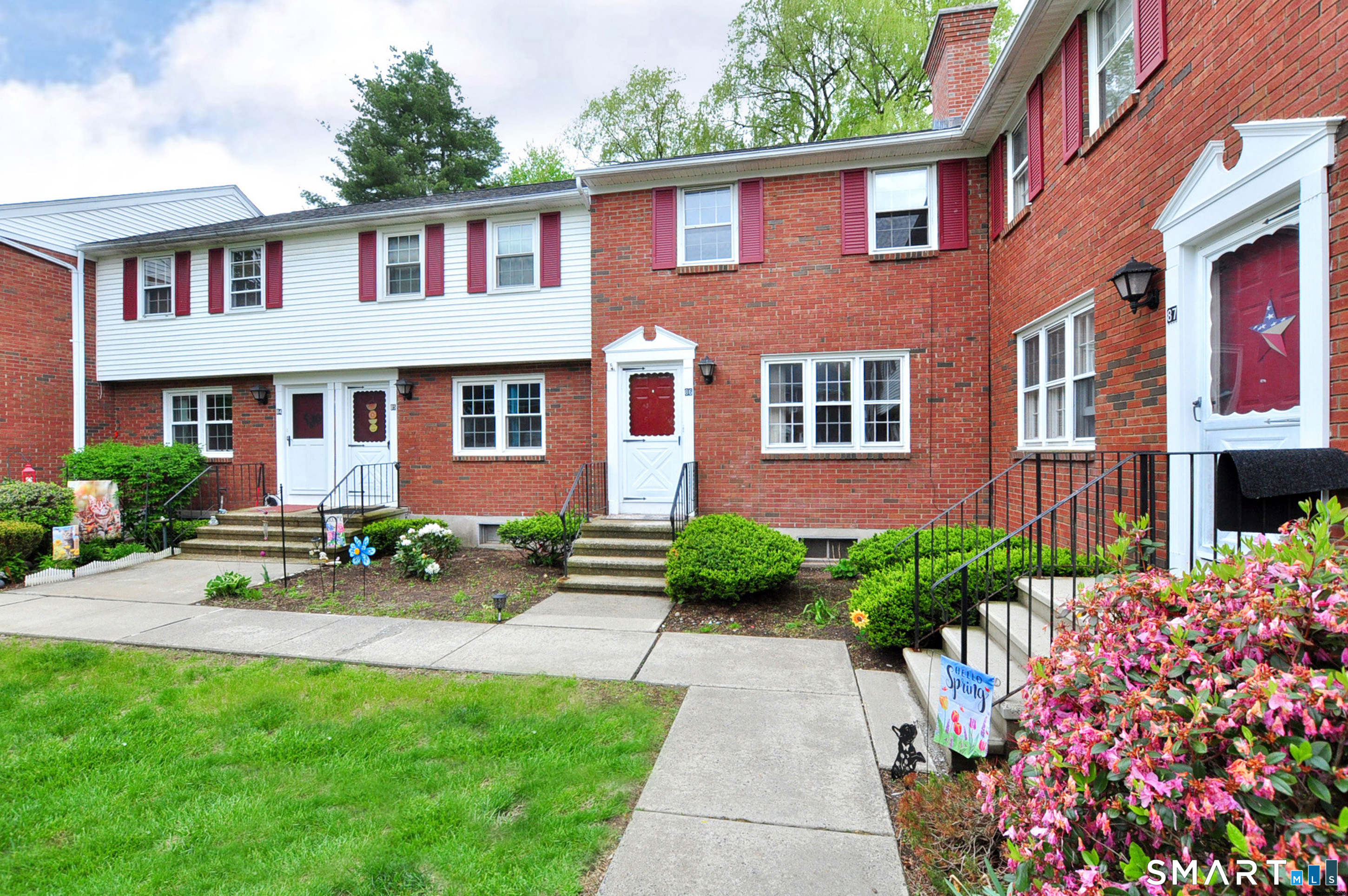 86 Brandywine Lane, Unit 86 Suffield, CT 06078 - Photo 2 of 25