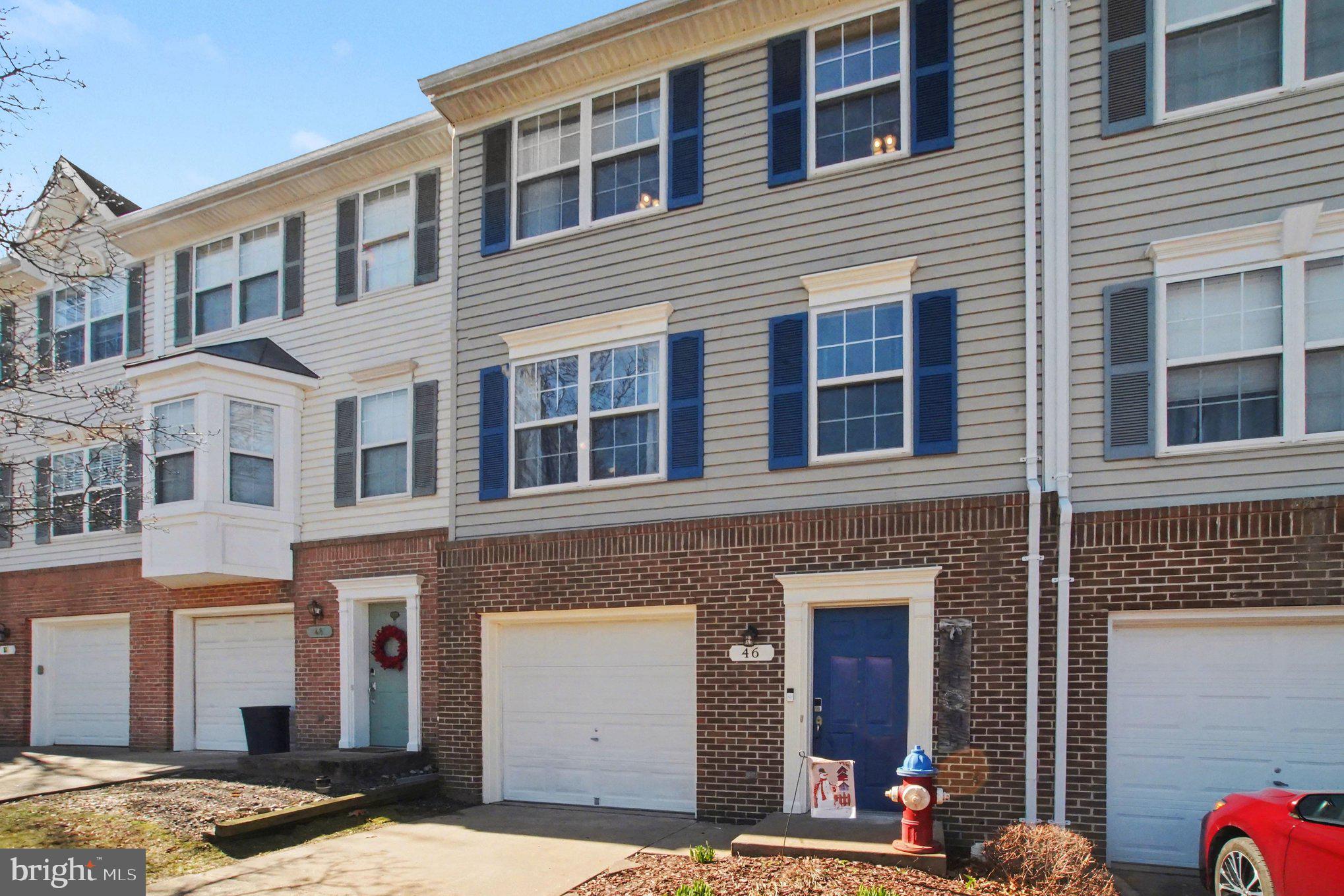46 Morton Ridge Warrenton, VA 20186 - Photo 1 of 40 a front view of a building