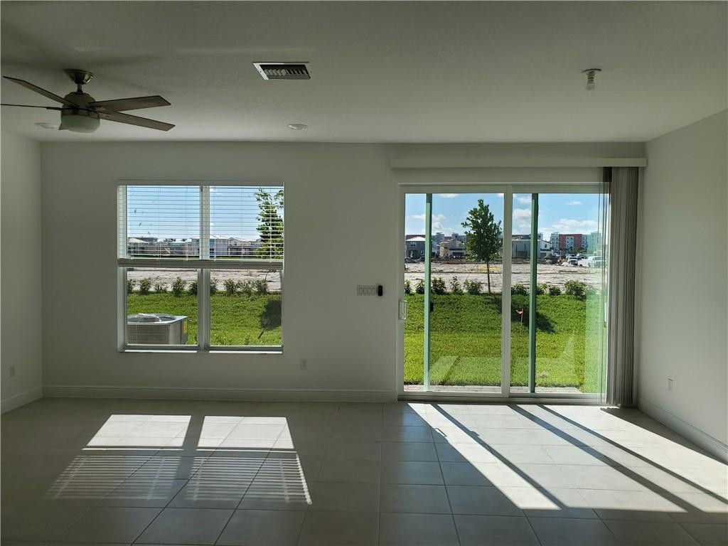 1104 Rio Court, Unit 1104 Deerfield Beach, FL 33064 - Photo 8 of 12 Photo 8