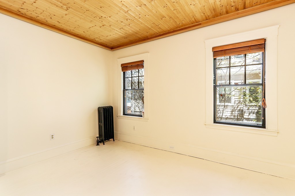 109 Adena Road, Unit 109 Newton, MA 02465 - Photo 19 of 23 a view of a livingroom with a window