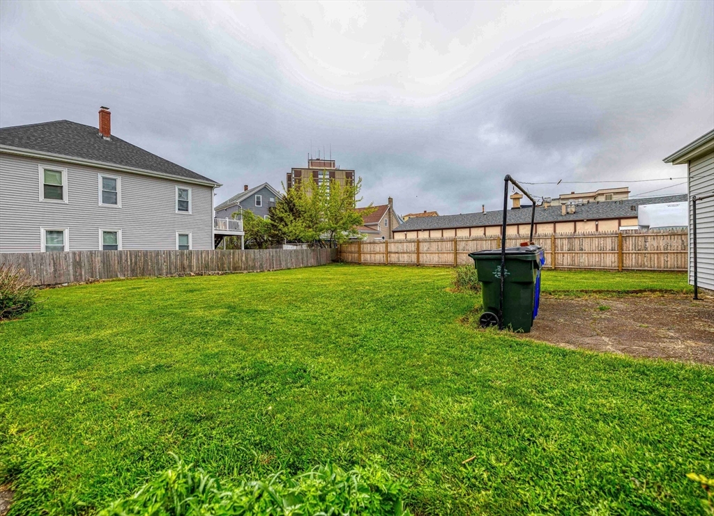 781 Eastern Avenue Fall River, MA 02723 - Photo 33 of 39