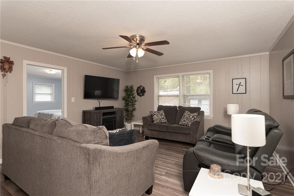 406 Spring Street Cherryville, NC 28021 - Photo 10 of 22 Gallery Image 10
