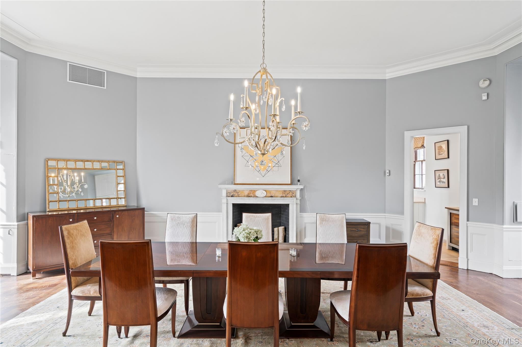 393 Oyster Bay Road Mill Neck, NY 11765 - Photo 14 of 38 Dining Room