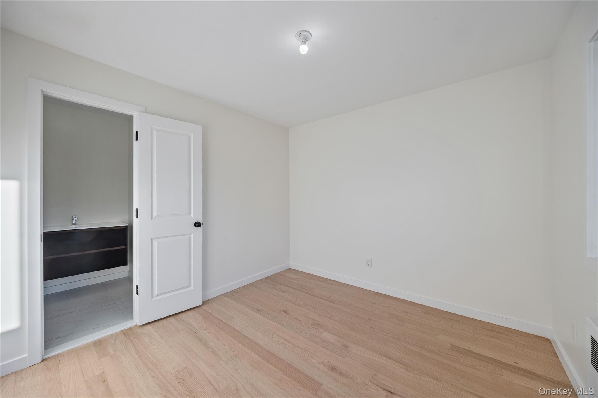 352 Blauvelt Road, Unit 203 Monsey, NY 10952 - Photo 25 of 33