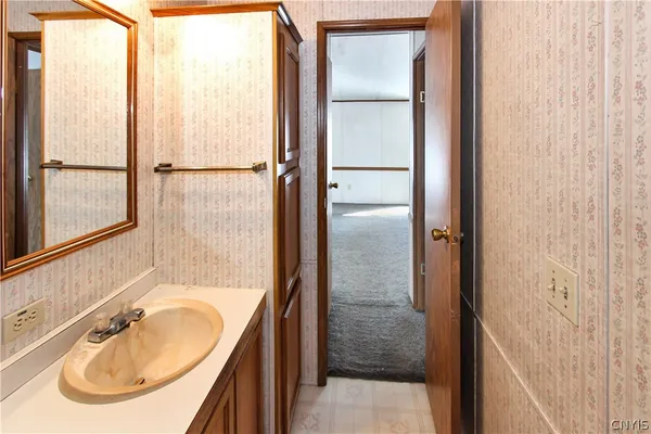 $159,900 | 9435 Highway 812, New Bremen, NY 13327