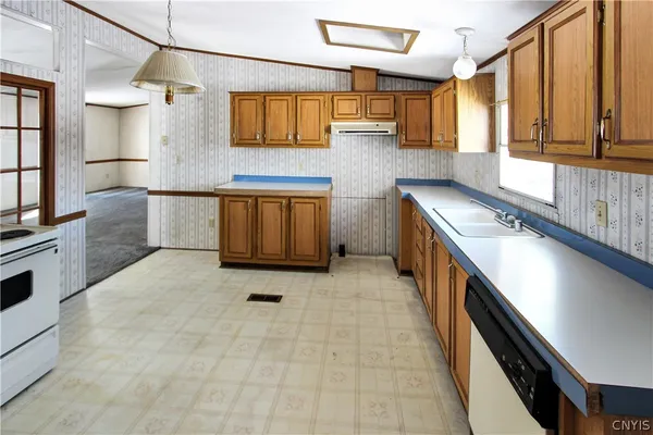 $159,900 | 9435 Highway 812, New Bremen, NY 13327