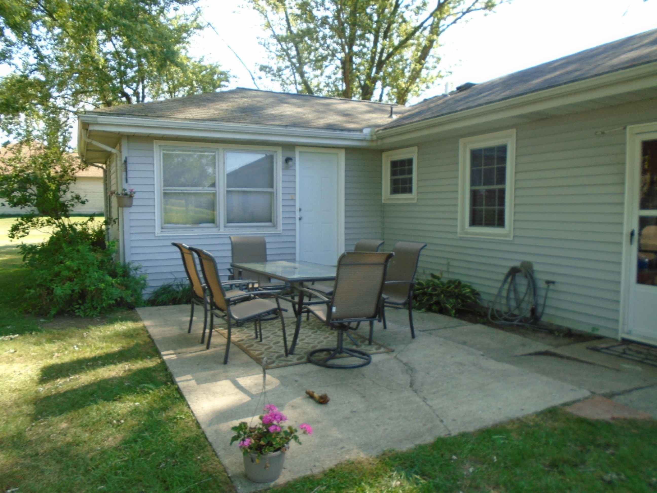 4787 Scottdale Road St. Joseph, MI 49085 - Photo 4 of 23 DSC00309