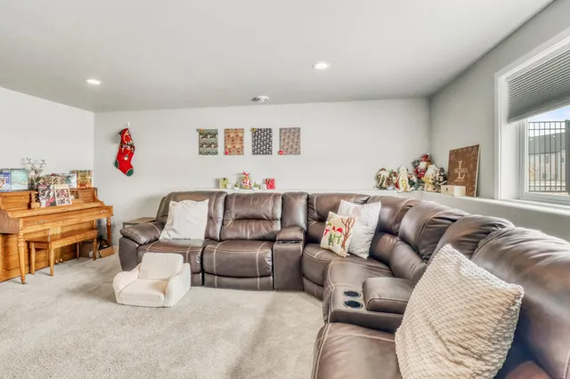 $362,000 | 7316 30th Street South, Fargo, ND 58104