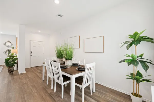 $2,525 | 2630 Callahan Springs Lane, Pearland, TX 77581