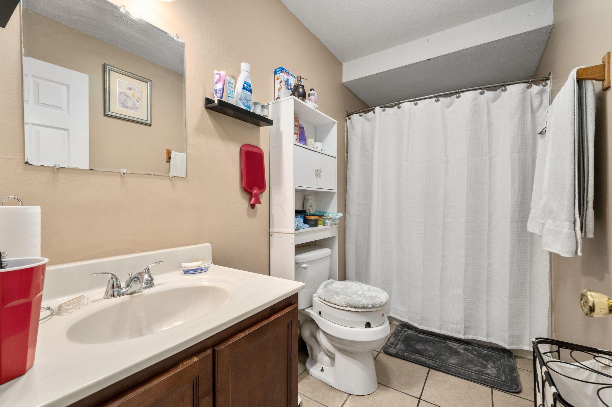 2446 Ilene Road Columbus, OH 43232 - Photo 16 of 22 13-web-or-mls-DSC07633