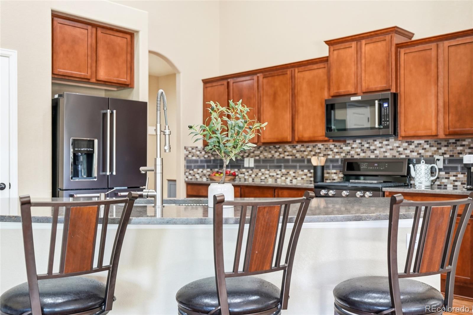 8325 Raspberry Drive Frederick, CO 80504 - Photo 4 of 44