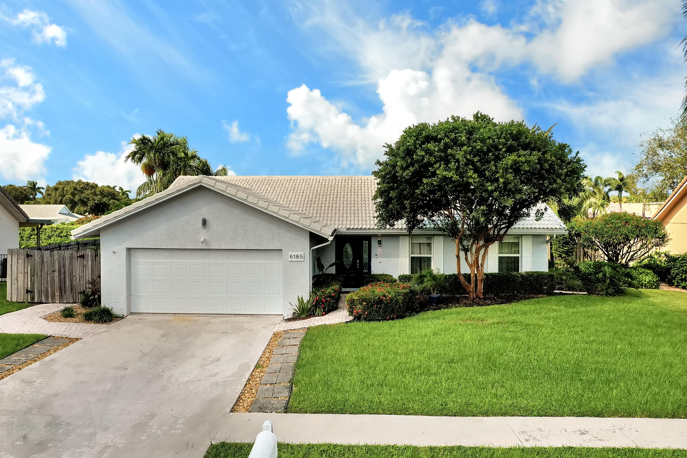6185 Woodbury Road Boca Raton, FL 33433 - Photo 1 of 29 DJI_0365