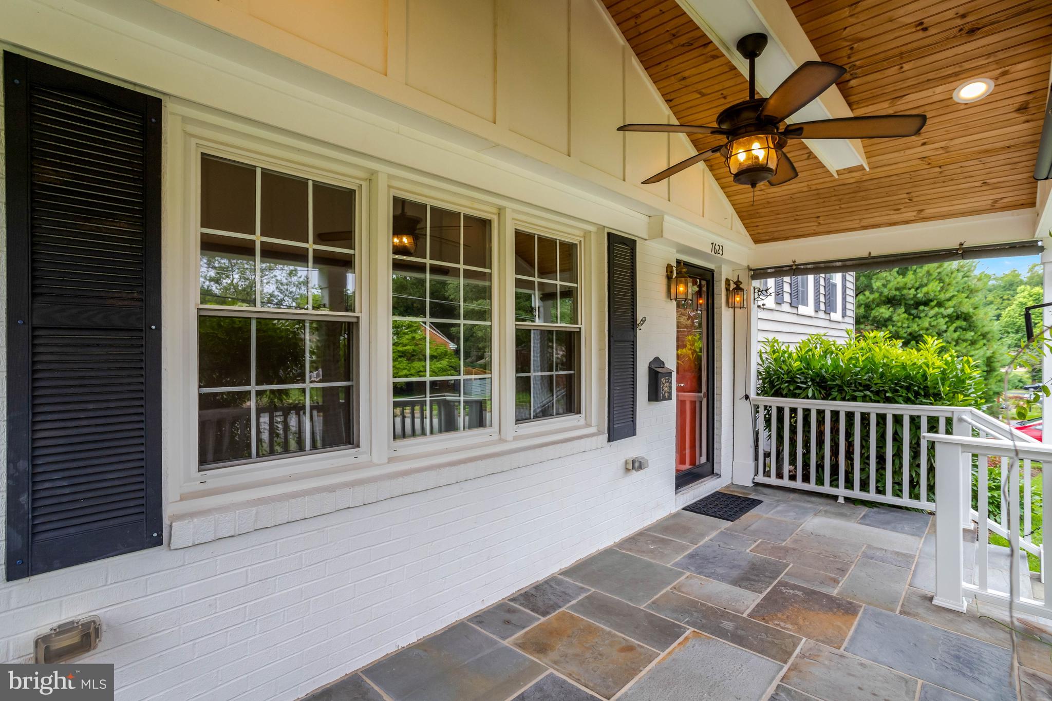 7623 Mendota Place Springfield, VA 22150 - Photo 6 of 67 INVITING FRONT PORCH