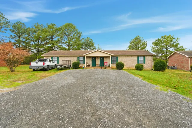 $369,999 | 113 Gayla Court, Portland, TN 37148