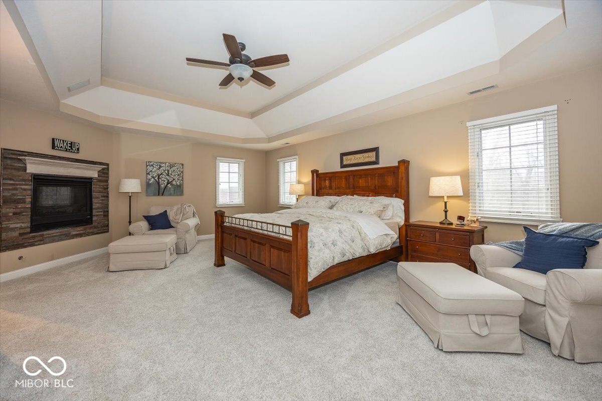 12987 Shoreline Boulevard Fishers, IN 46055 - Photo 18 of 49