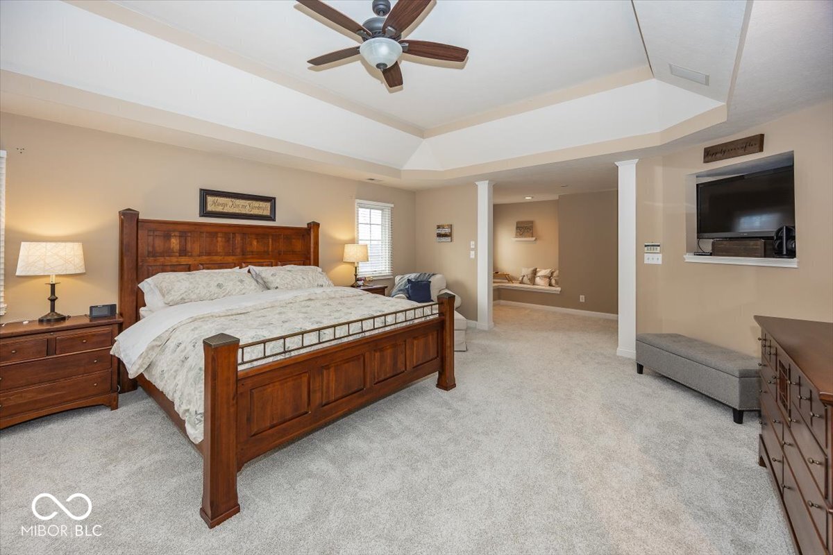 12987 Shoreline Boulevard Fishers, IN 46055 - Photo 19 of 49