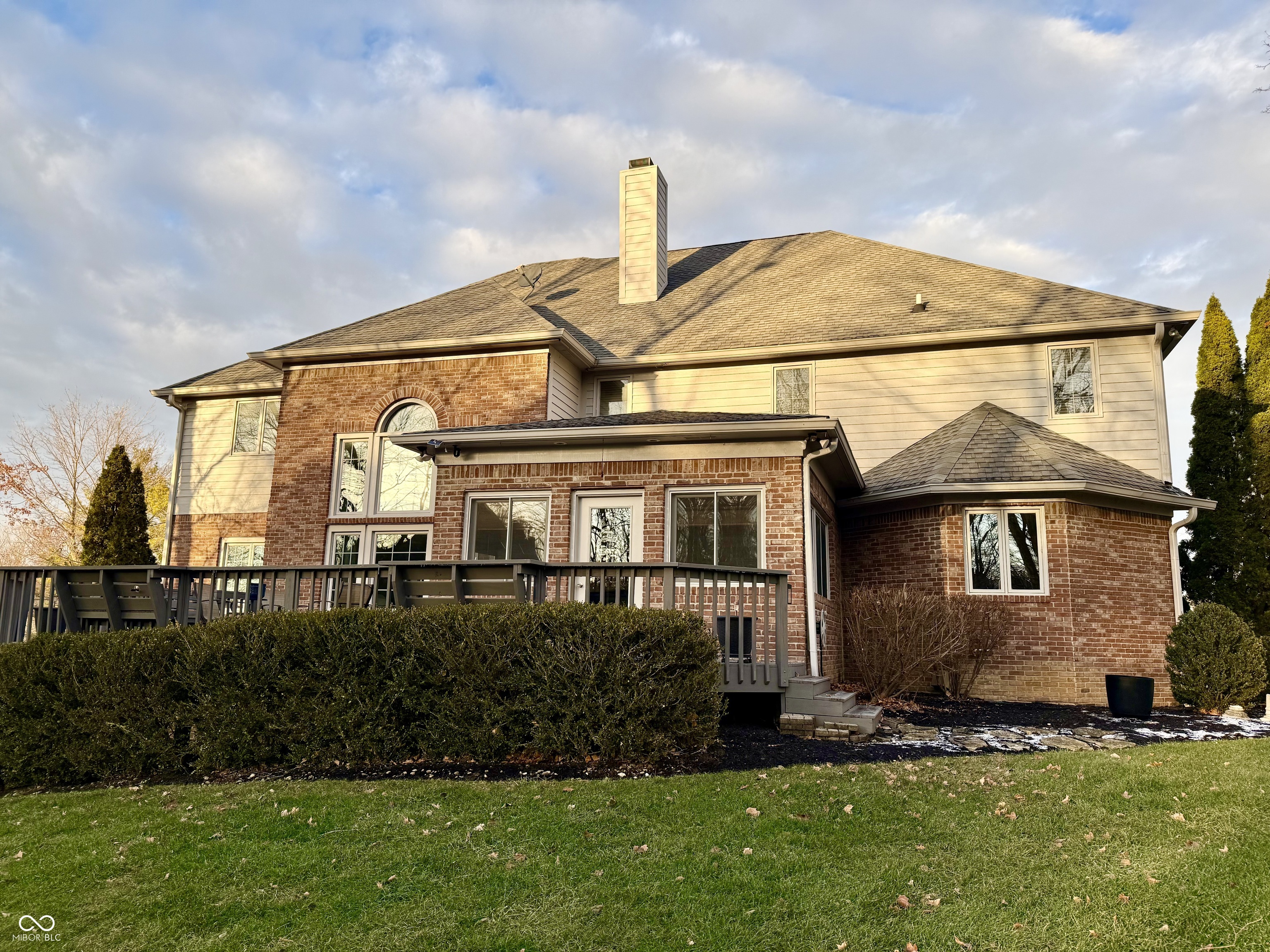 12987 Shoreline Boulevard Fishers, IN 46055 - Photo 2 of 49