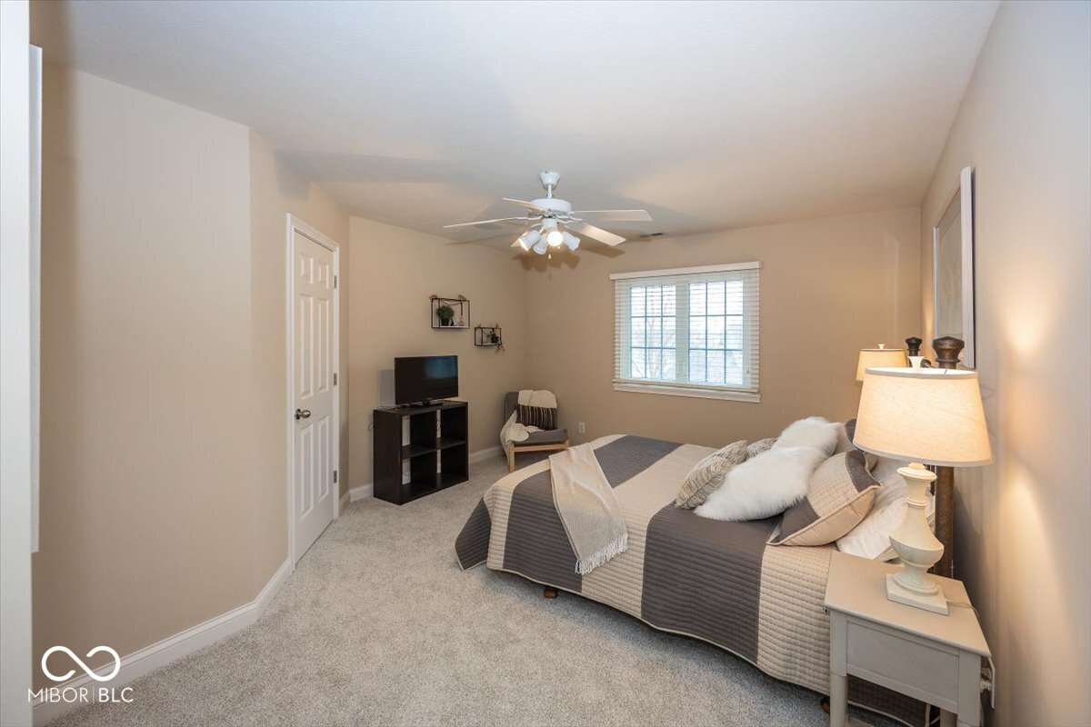 12987 Shoreline Boulevard Fishers, IN 46055 - Photo 28 of 49