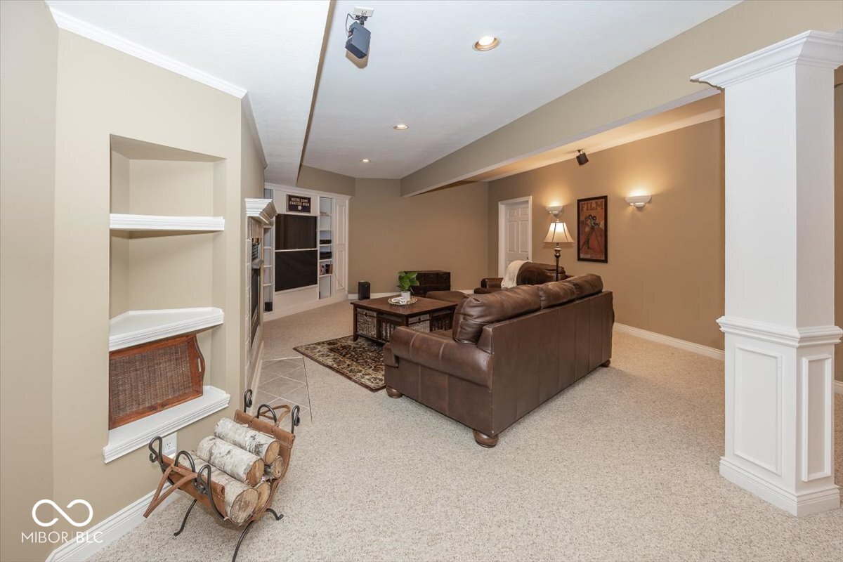 12987 Shoreline Boulevard Fishers, IN 46055 - Photo 37 of 49