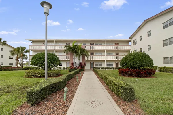 $1,600 | 124 Preston F, Boca Raton, FL 33434