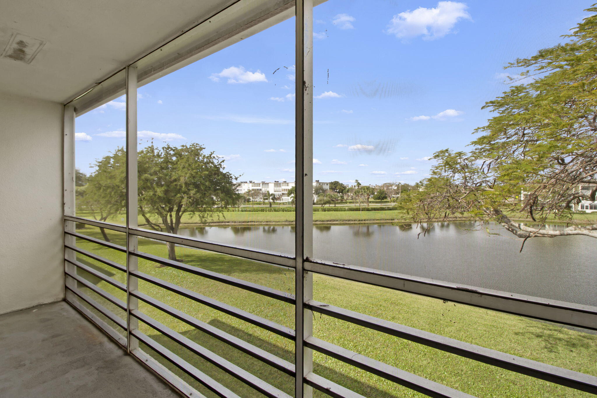 124 Preston F Boca Raton, FL 33434 - Photo 22 of 38 34-web-or-mls-IMG_5296