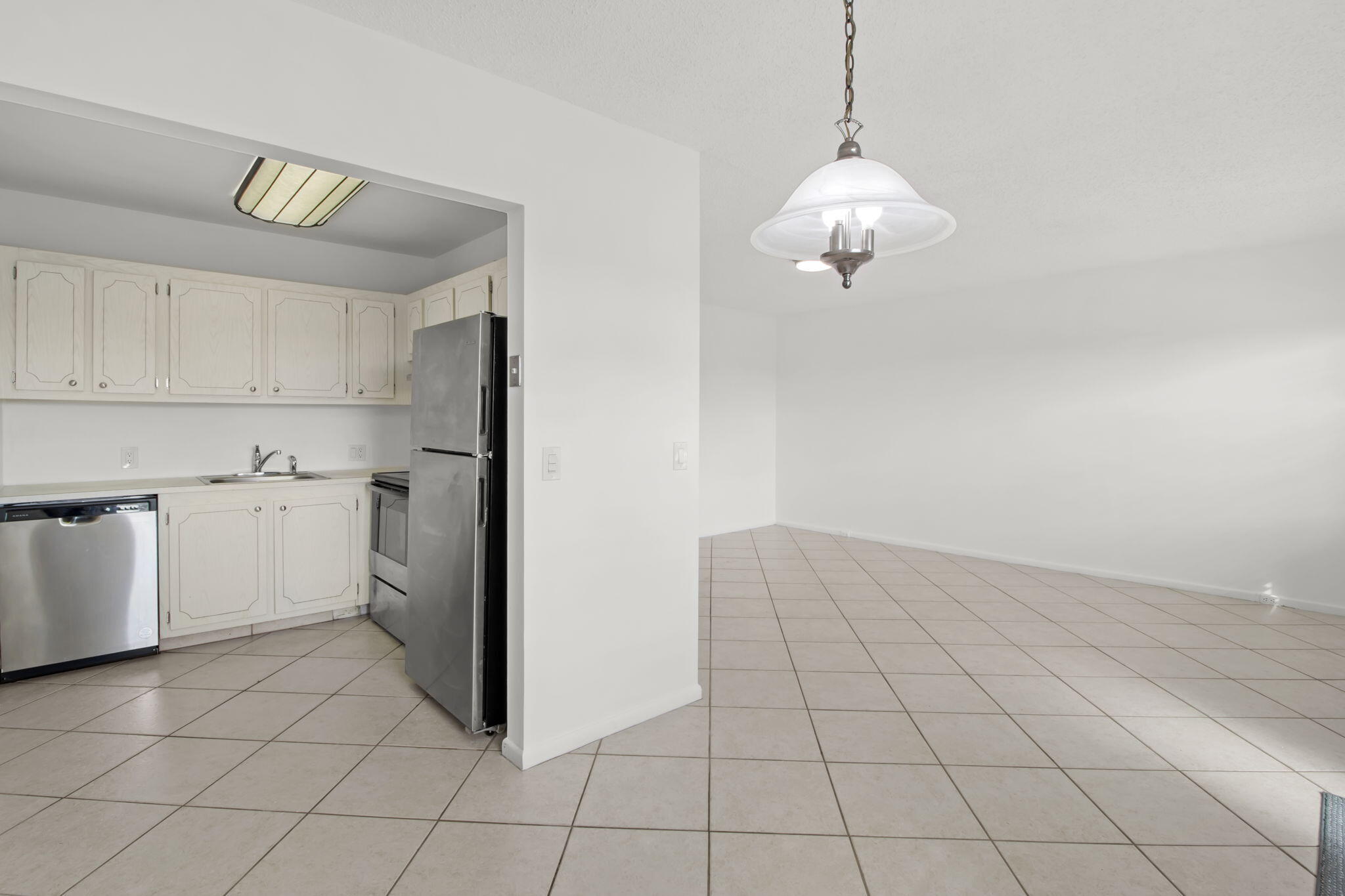 124 Preston F Boca Raton, FL 33434 - Photo 7 of 38 17-web-or-mls-IMG_5230