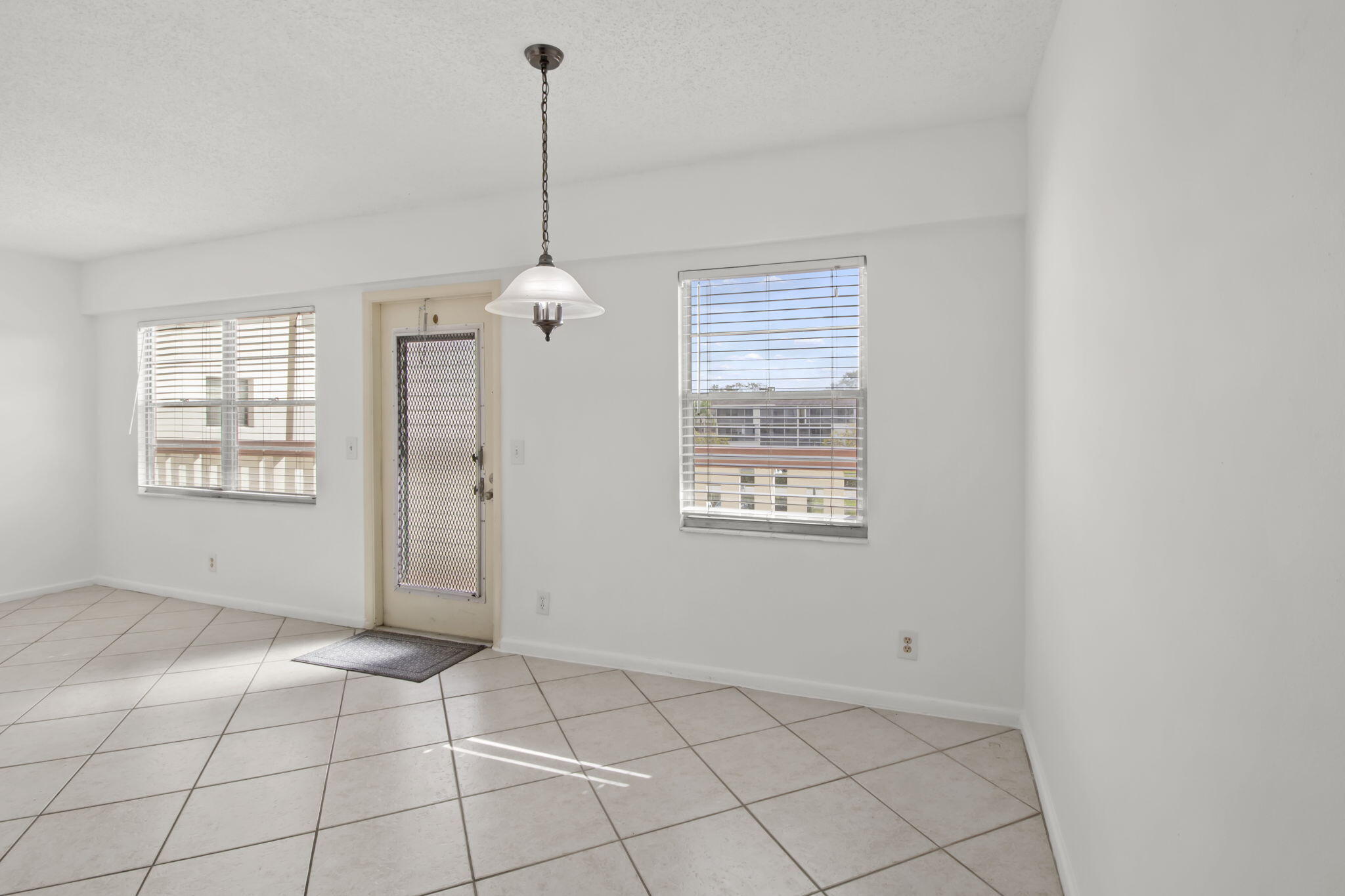 124 Preston F Boca Raton, FL 33434 - Photo 9 of 38 19-web-or-mls-IMG_5236