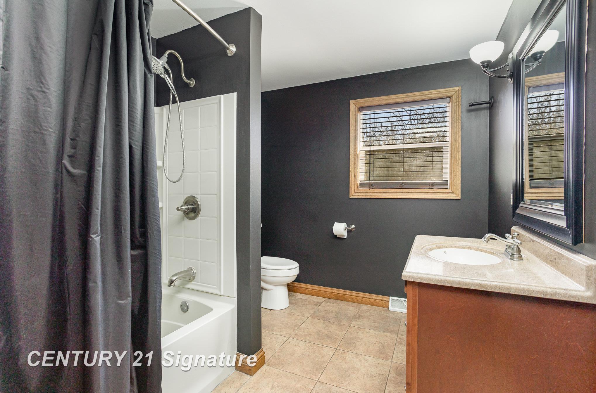 9075 E Road Burt, MI 48417 - Photo 15 of 42