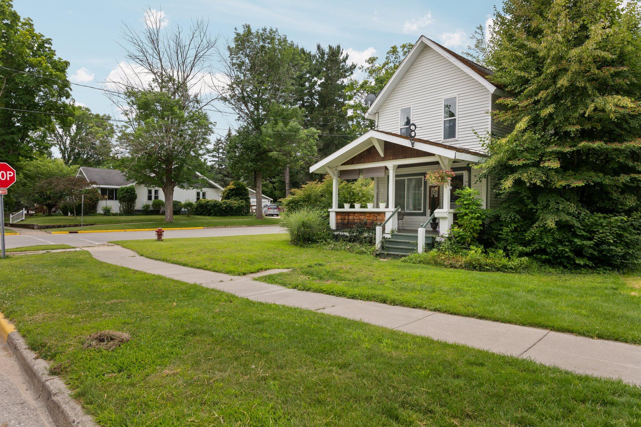 231 South Sears Street Reed City, MI 49677 - Photo 1 of 26 26-web-or-mls-C__N5265