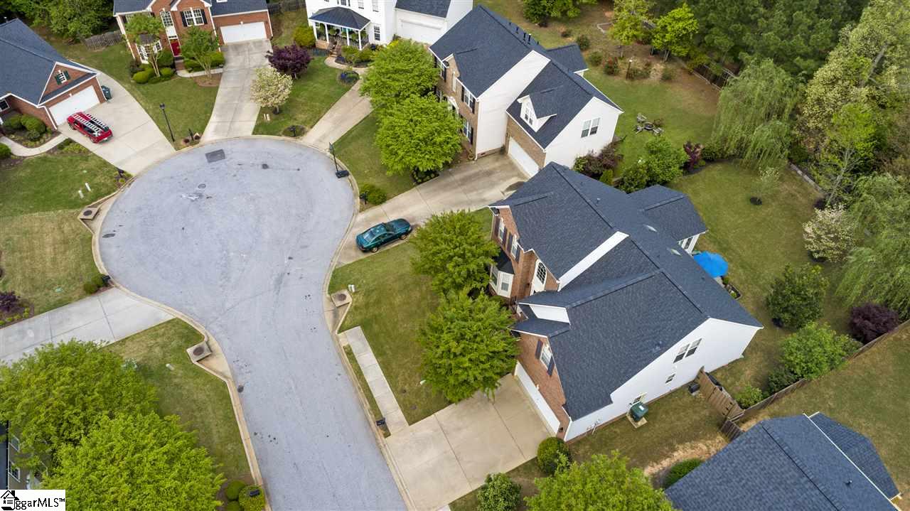 114 Moorcroft Way Greer, SC 29650 - Photo 3 of 35 Gallery Image 3