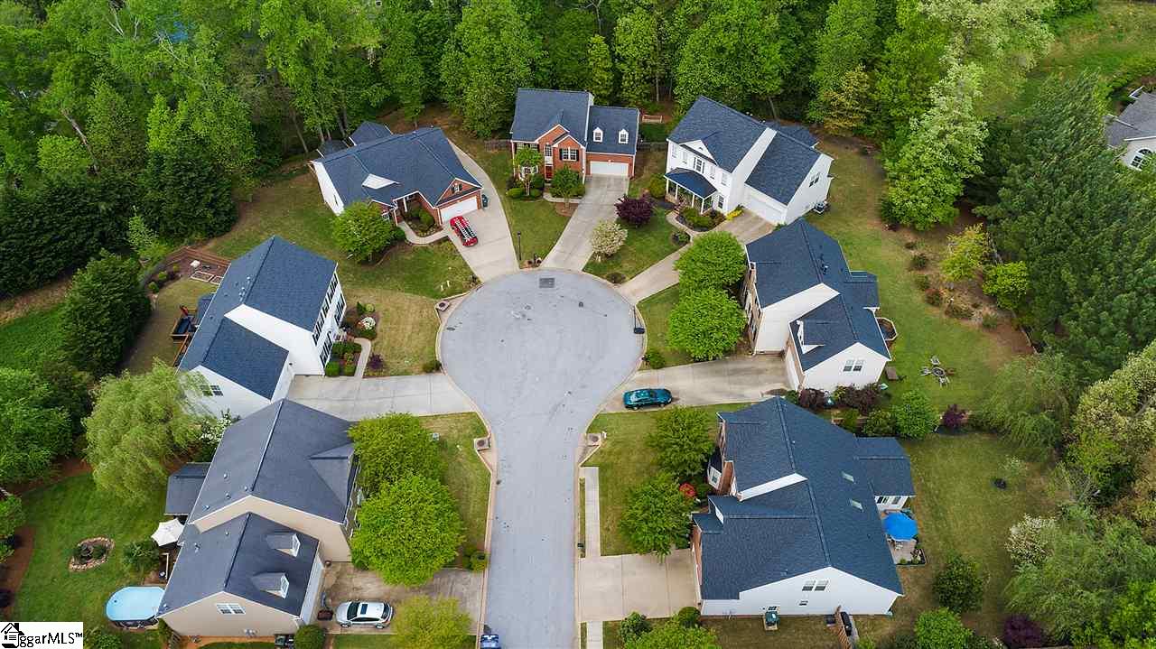 114 Moorcroft Way Greer, SC 29650 - Photo 5 of 35 Gallery Image 5