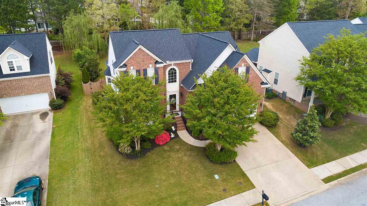 114 Moorcroft Way Greer, SC 29650 - Photo 6 of 35 Gallery Image 6
