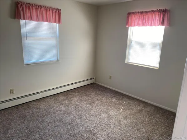 $2,950 | 124 Chelsea Avenue, West Babylon, NY 11704