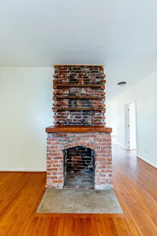 $2,650 | 605 South 11th Street, Nashville, TN 37206