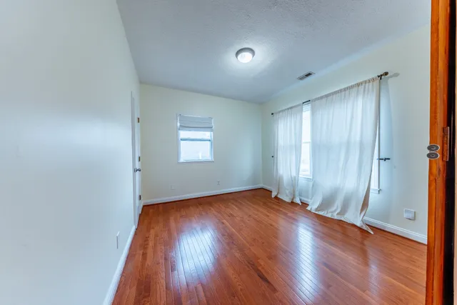 $2,650 | 605 South 11th Street, Nashville, TN 37206