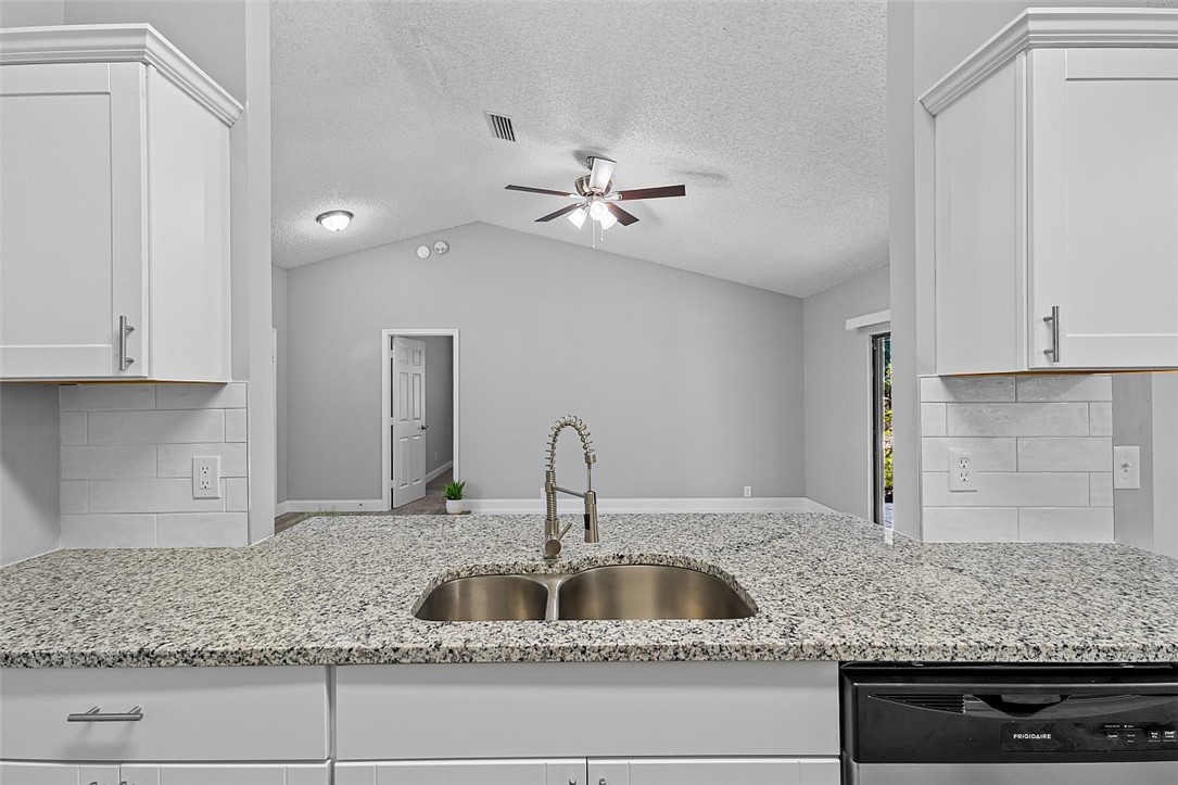 1162 Clearmont Street Sebastian, FL 32958 - Photo 11 of 33