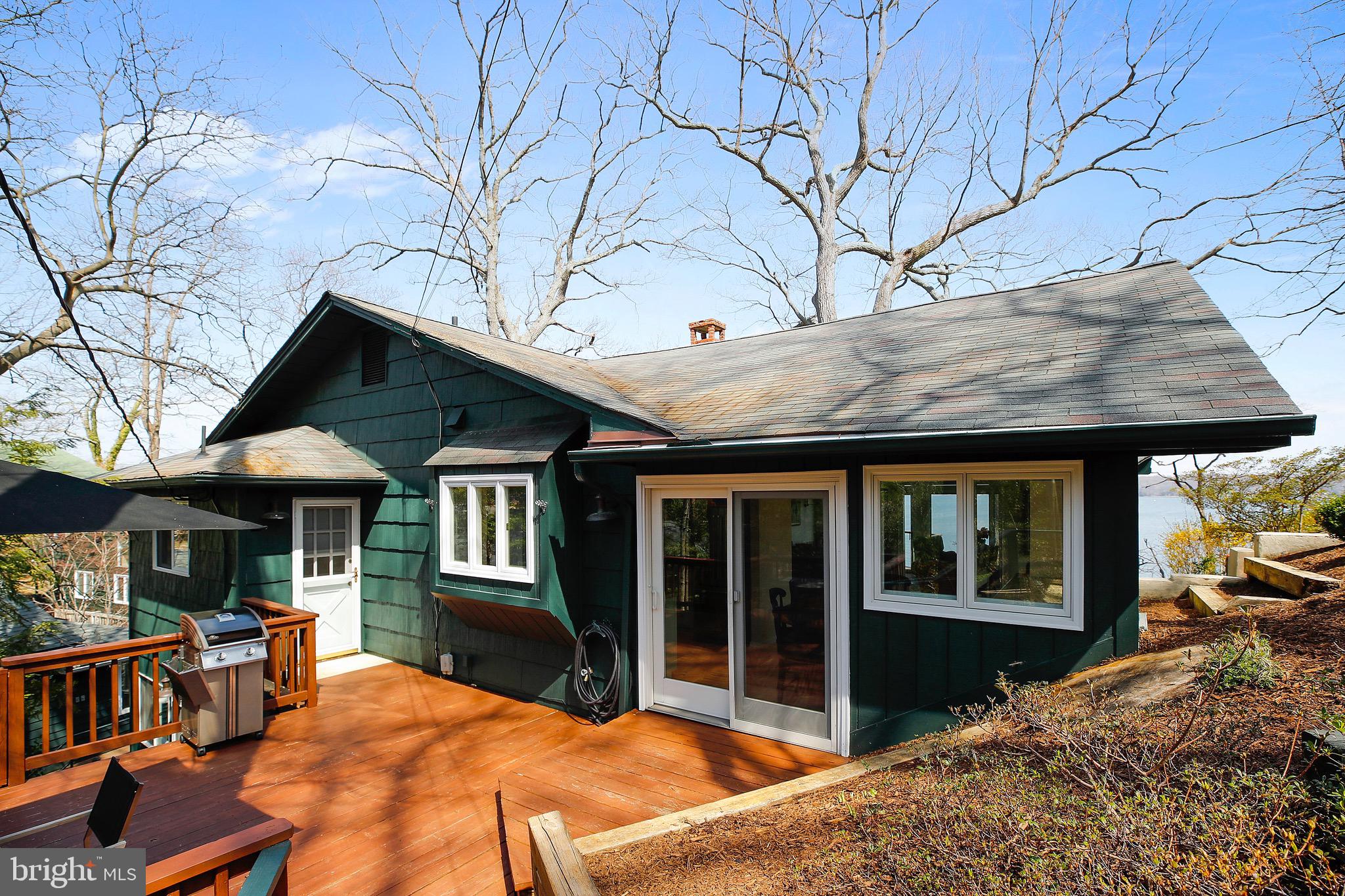 137 Friar Tuck Road Annapolis, MD 21405 - Photo 6 of 9 Back Deck