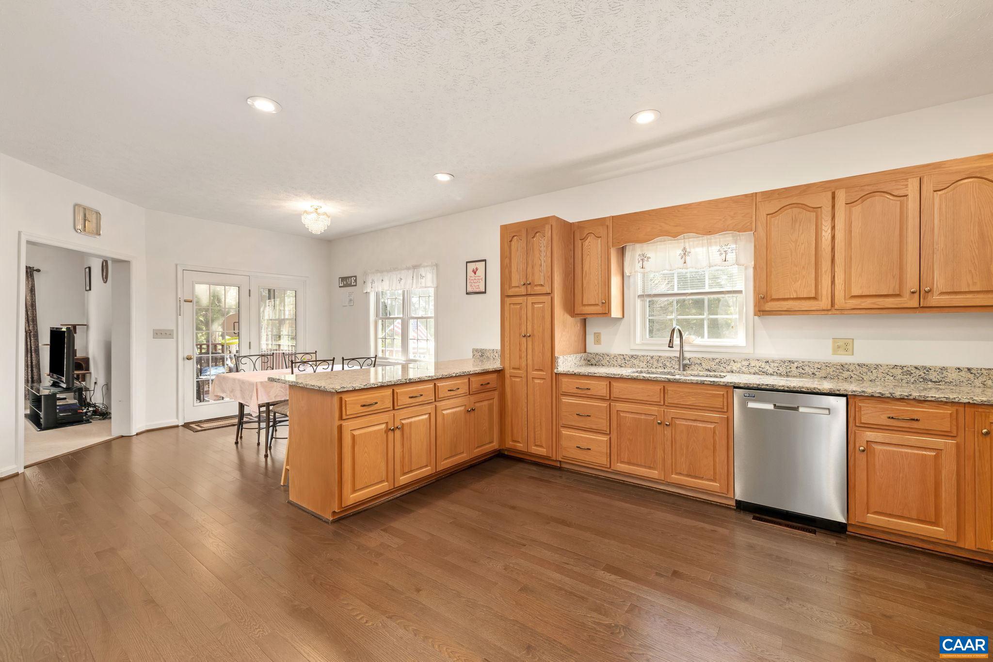 1812 Campbell Road Keswick, VA 22947 - Photo 11 of 35