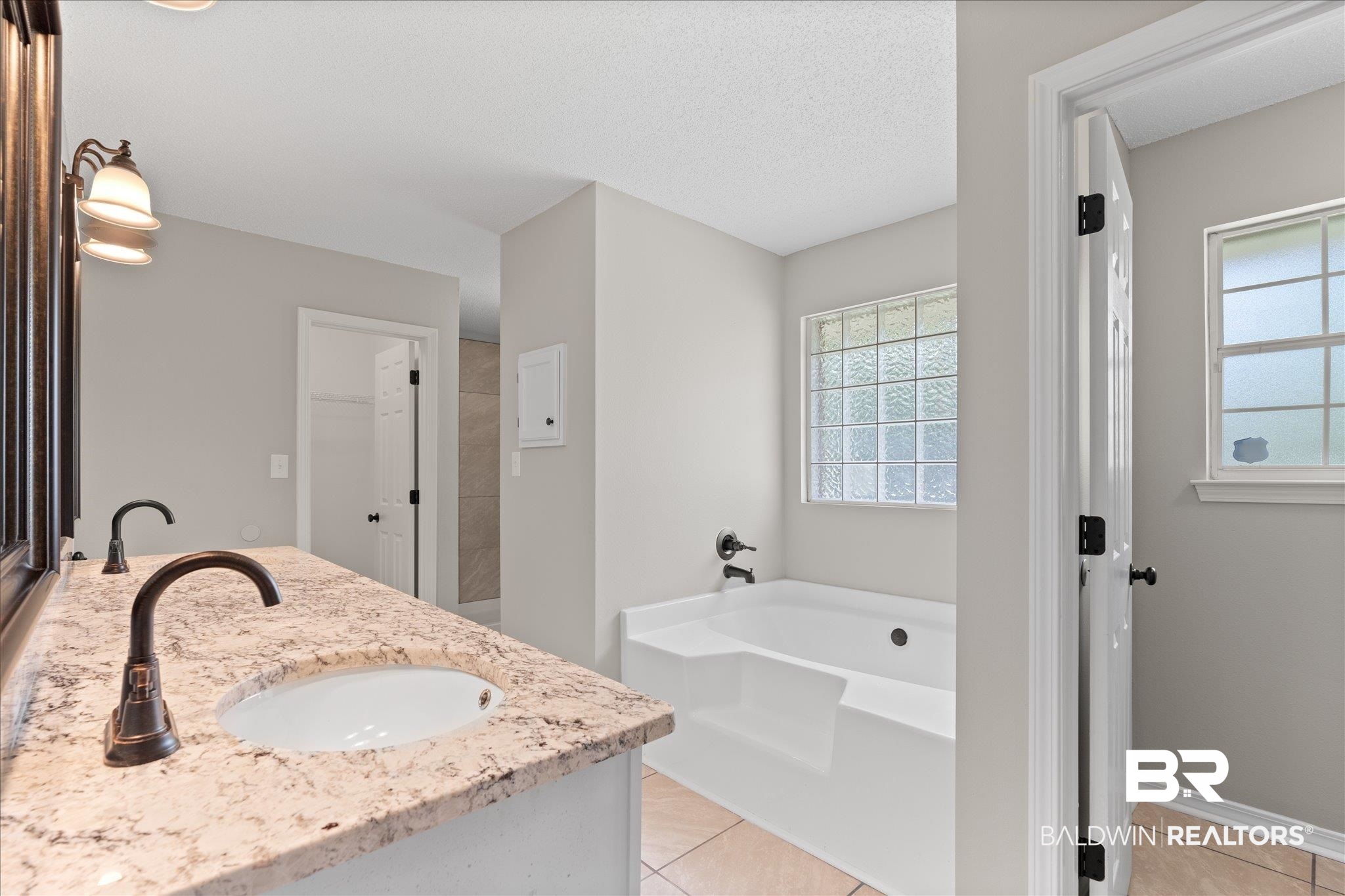 8470 Kyle Court Mobile, AL 36695 - Photo 8 of 31
