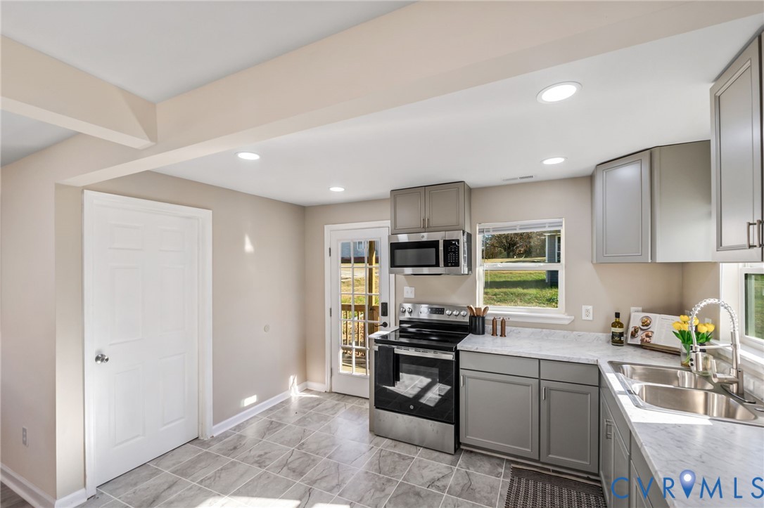 617 Court Street Victoria, VA 23974 - Photo 21 of 50