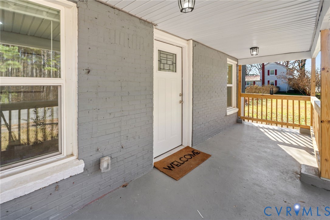 617 Court Street Victoria, VA 23974 - Photo 4 of 50