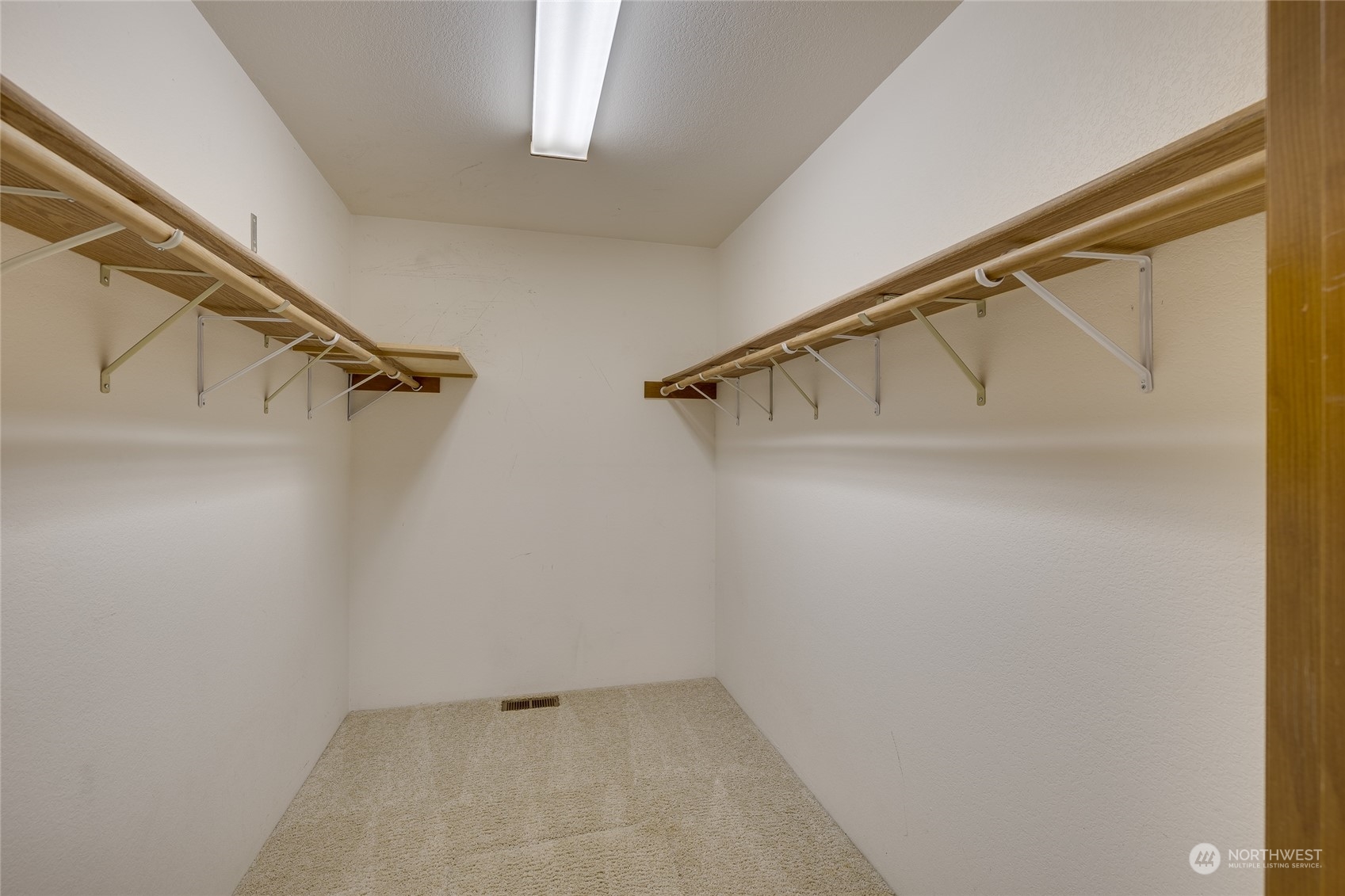 801 Main Street Sultan, WA 98294 - Photo 14 of 40 a view of entryway