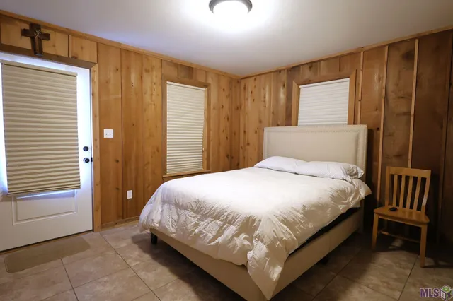 $998,000 | 131 Melancon Street, Golden Meadow, LA 70357