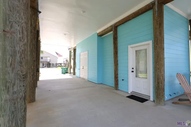 $998,000 | 131 Melancon Street, Golden Meadow, LA 70357