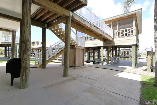 $998,000 | 131 Melancon Street, Golden Meadow, LA 70357