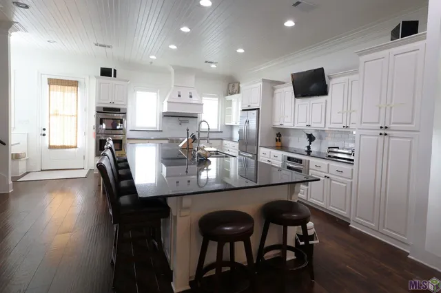 $998,000 | 131 Melancon Street, Golden Meadow, LA 70357