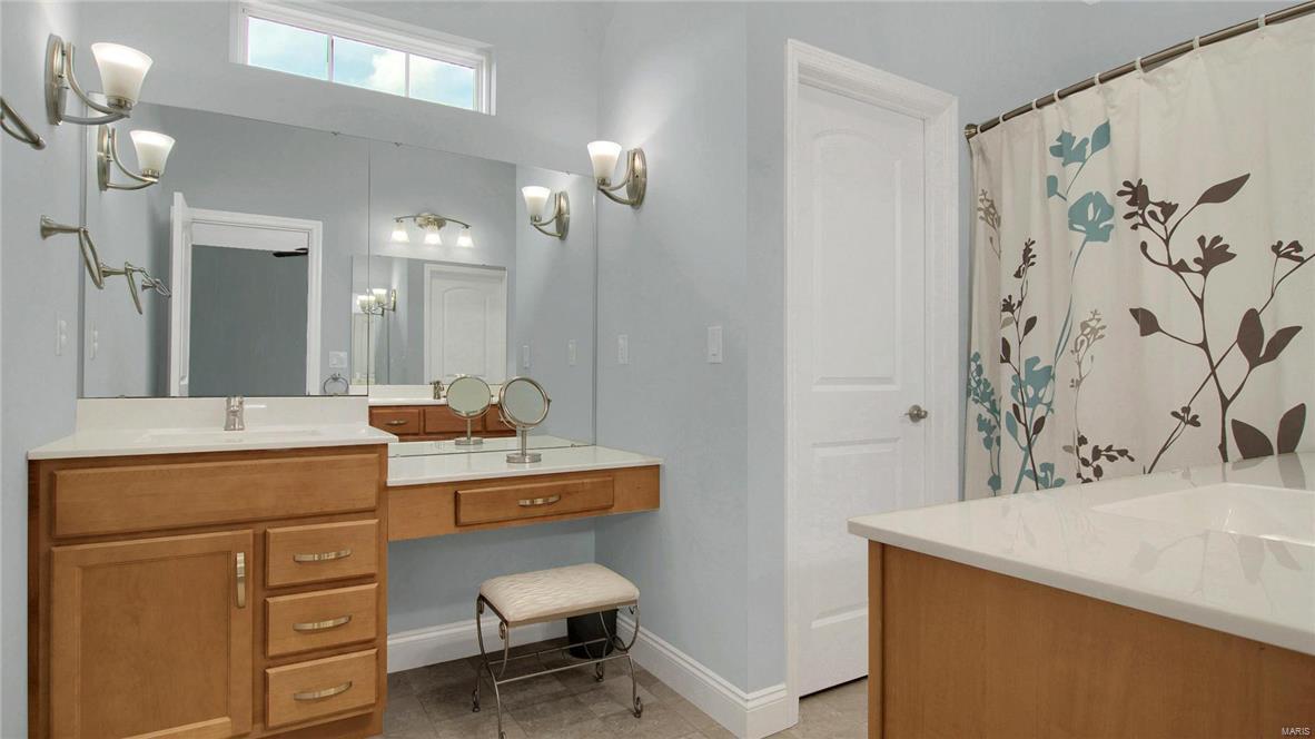 5605 Marine Road Alhambra, IL 62001 - Photo 27 of 46